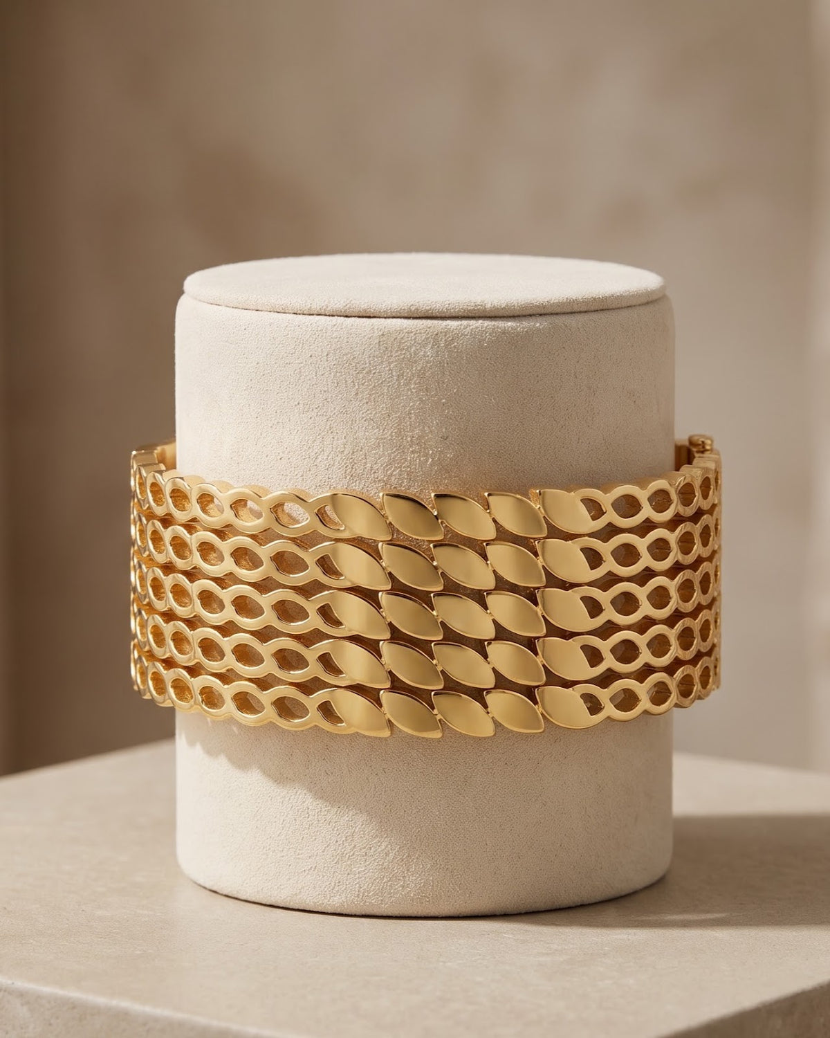 Solketh Woven Scale Bangle — display shot