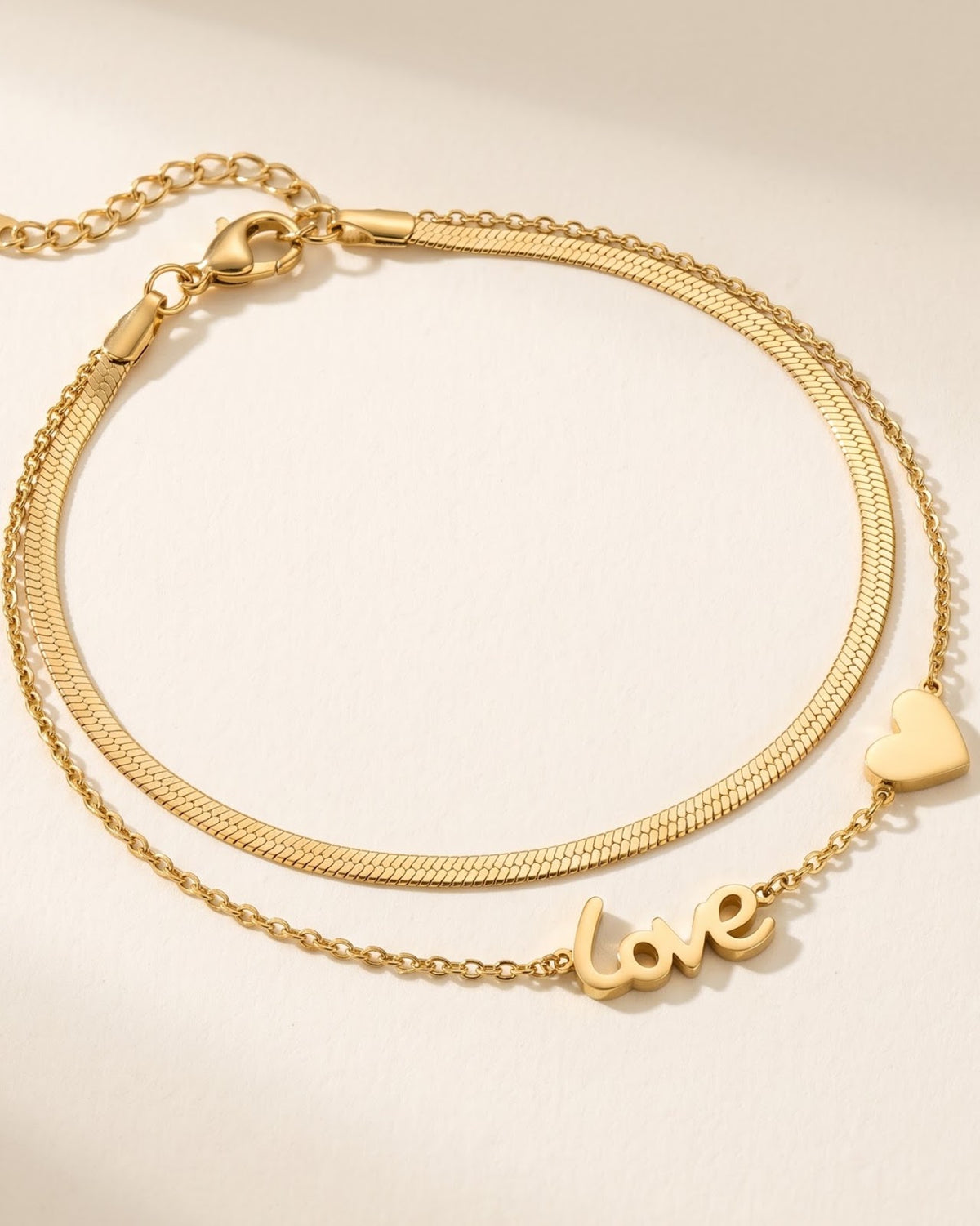 Solzi Love Charm Chain Bracelet — close-up detail