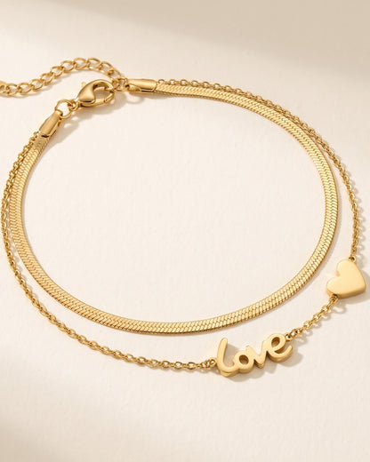 Solzi Love Charm Chain Bracelet — close-up detail