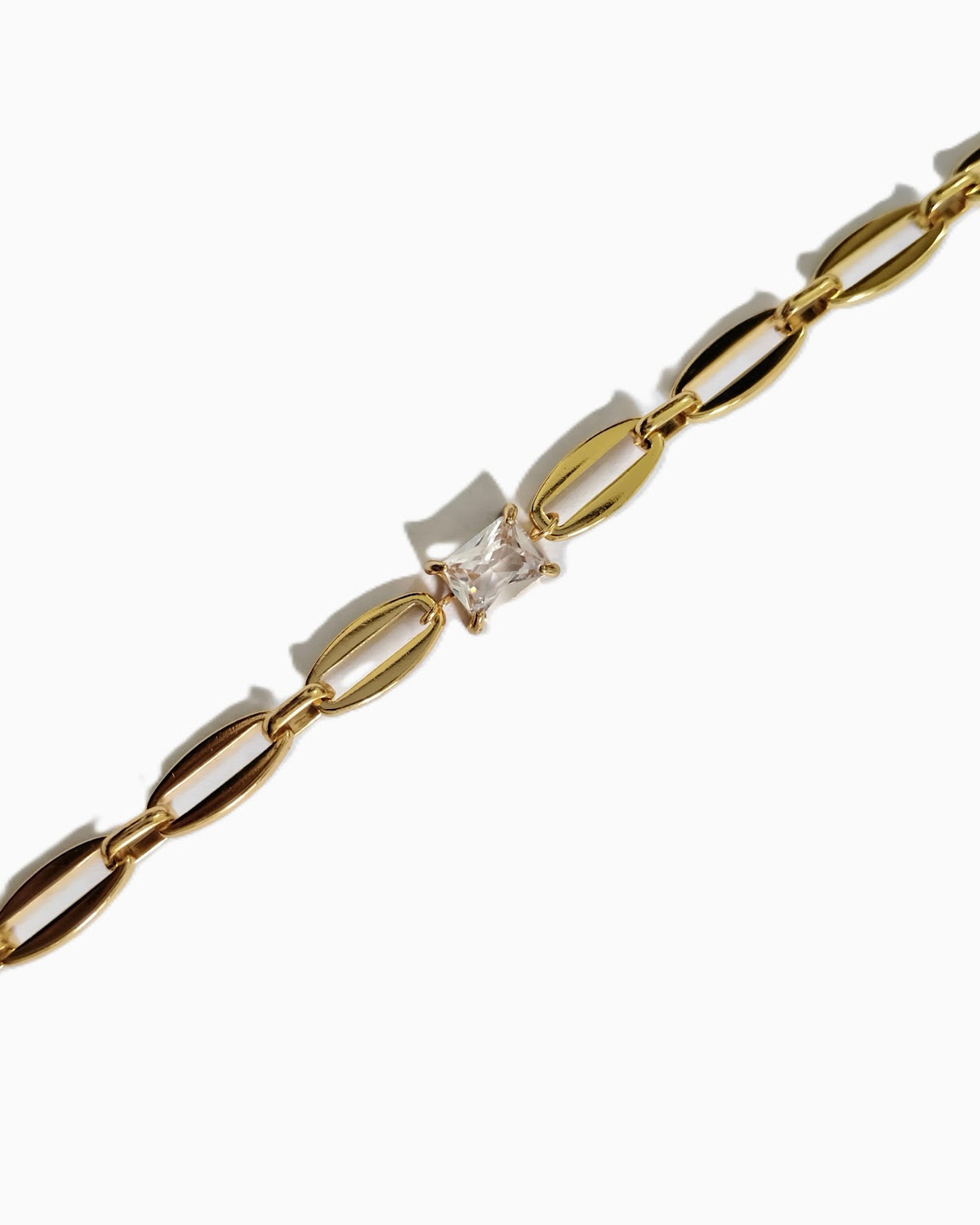 Solara Statement Link Chain Bracelet — close-up detail