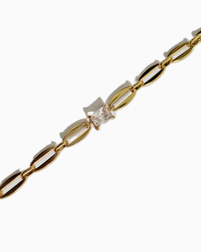 Solara Statement Link Chain Bracelet — close-up detail
