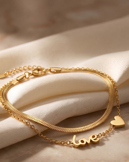 Solzi Love Charm Chain Bracelet — hero shot