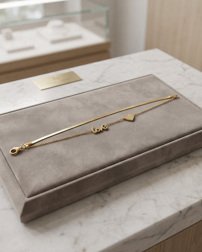 Solzi Love Charm Chain Bracelet — display shot