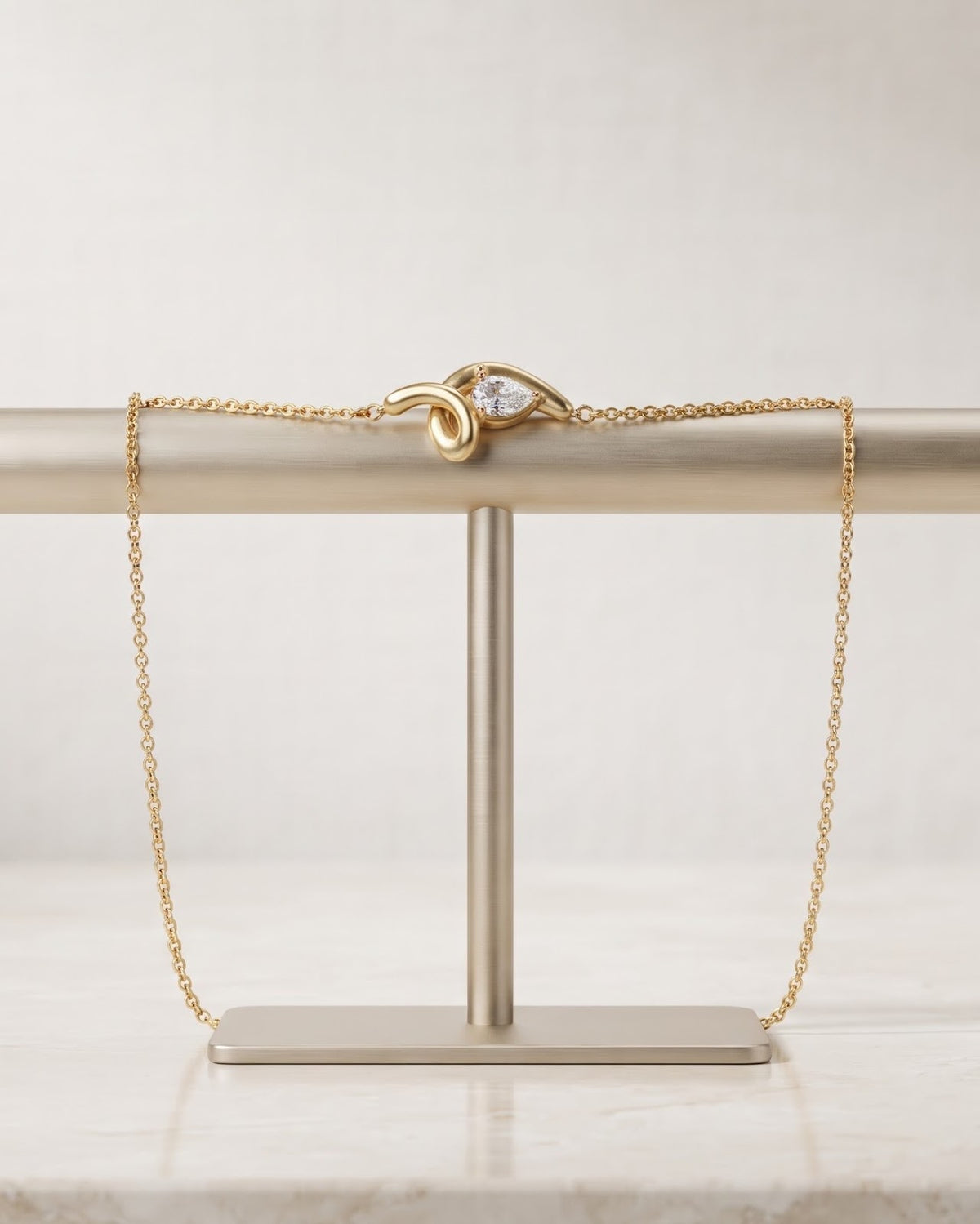 Solette Wave Solitaire Chain Bracelet — display shot