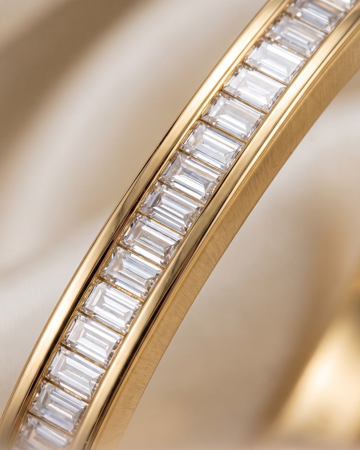 Solvira Baguette Bangle — cinematic shot