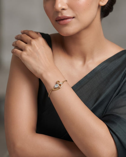 Solette Wave Solitaire Chain Bracelet — worn shot