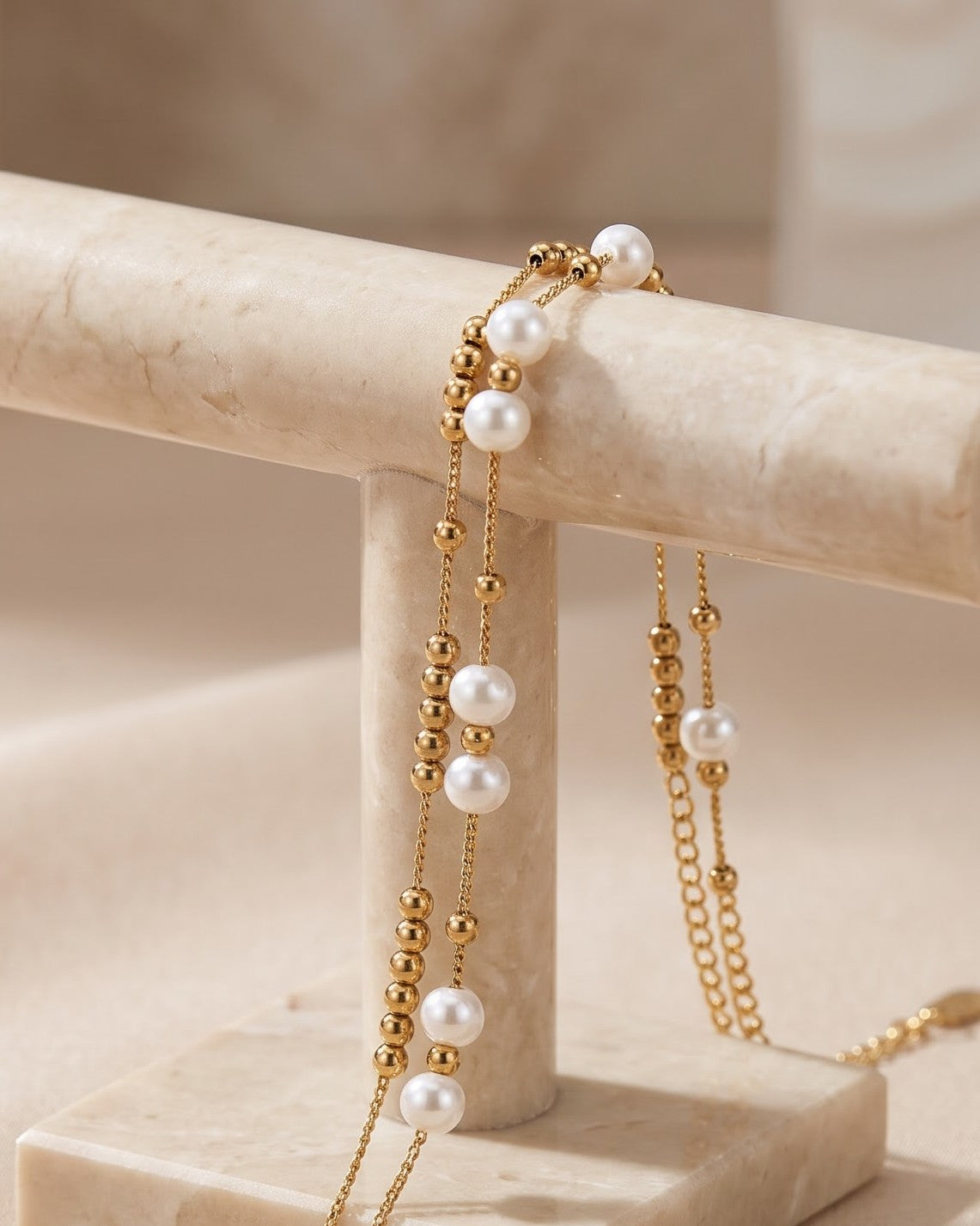 Solpria Dew Chain Bracelet - Display Shot