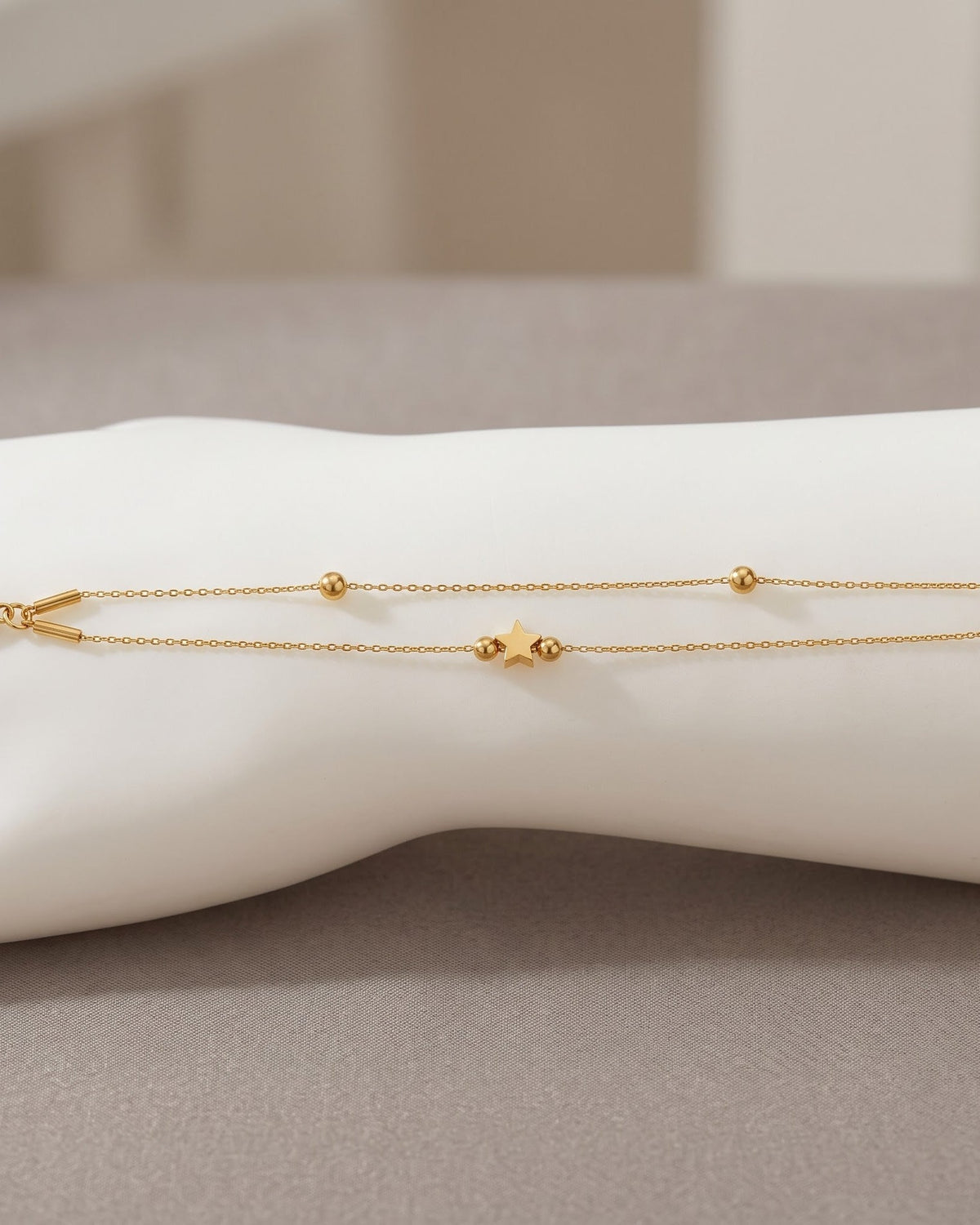 Solmiri Petite Star Chain Bracelet - Hero Shot