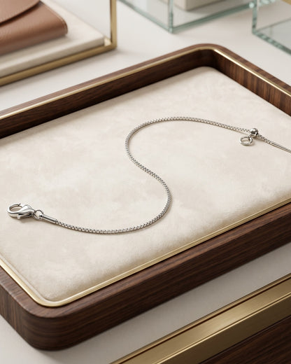 Solyen Slider Chain Anklet - Display Shot