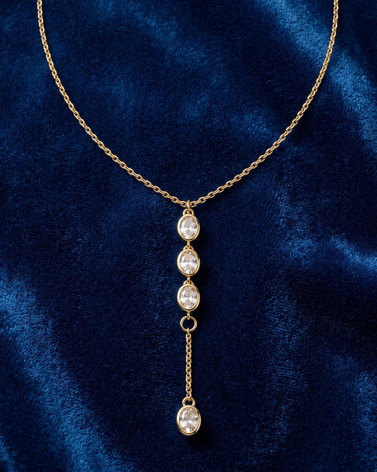 Solverra Cascade Lariat Necklace - Close-up view