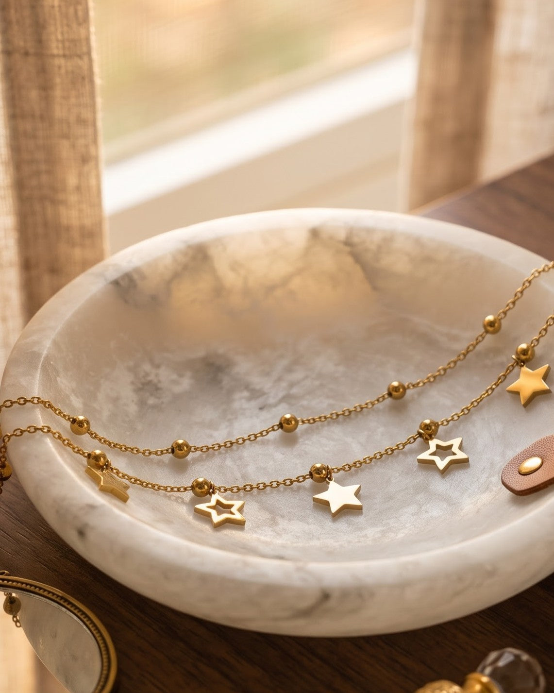 Solmyra Star Dangle Chain Bracelet - display view