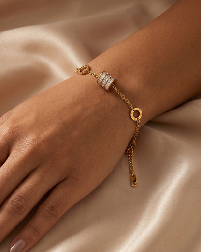 Soltiera Roman Disc Chain Bracelet - hero view