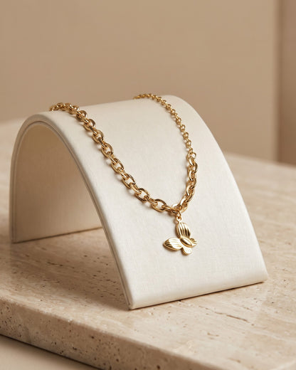 Solfaye Butterfly Charm Anklet - close-up view