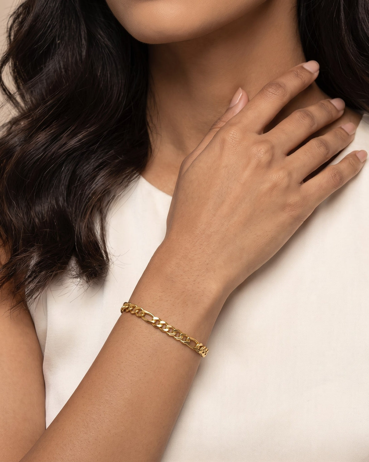 Solvaro Figaro Chain Bracelet - worn view