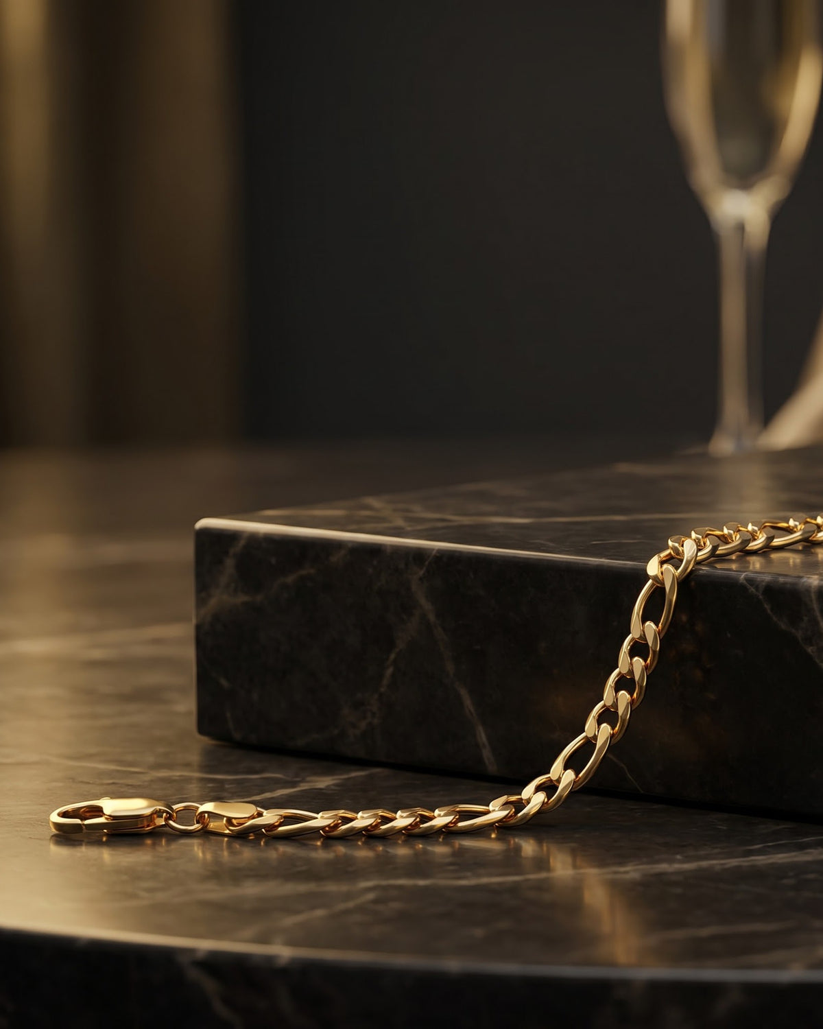 Solvaro Figaro Chain Bracelet - cinematic view