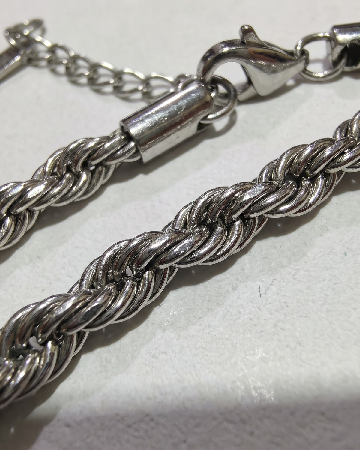 Solvire Rope Chain Bracelet - Cinematic Shot