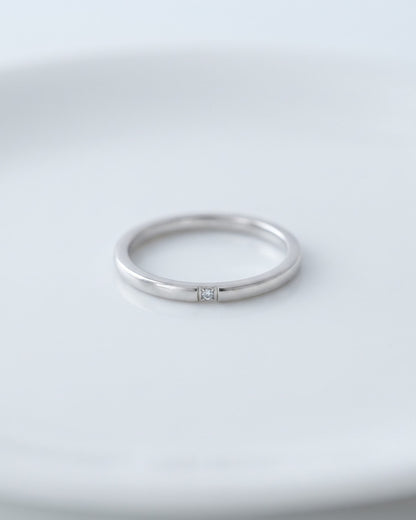 Solmira Slim Stone Band Ring - Silver Hero Shot