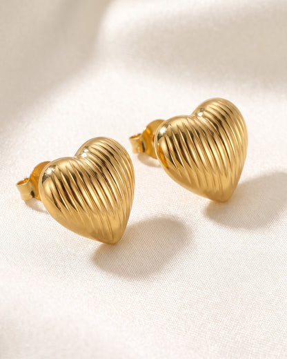 Solrovia Ribbed Heart Stud Earrings - Hero Shot