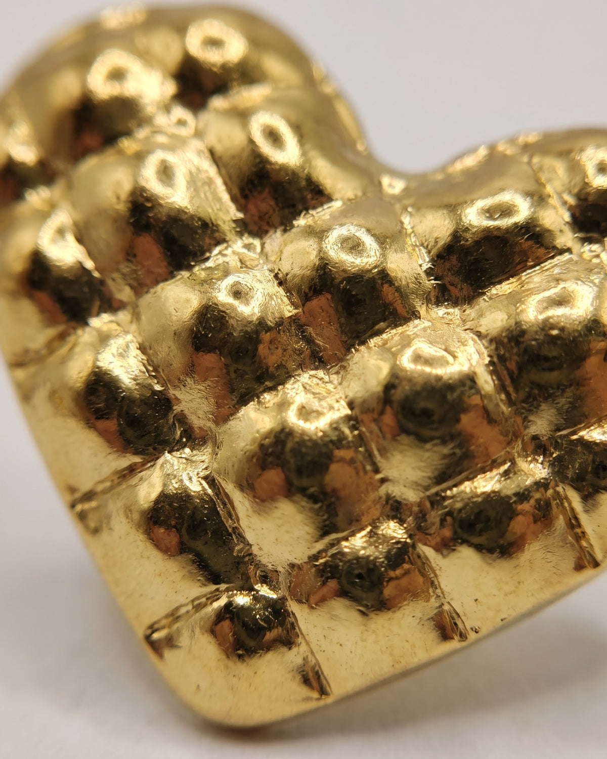Solvetra Lattice Heart Stud Earrings - Cinematic Shot