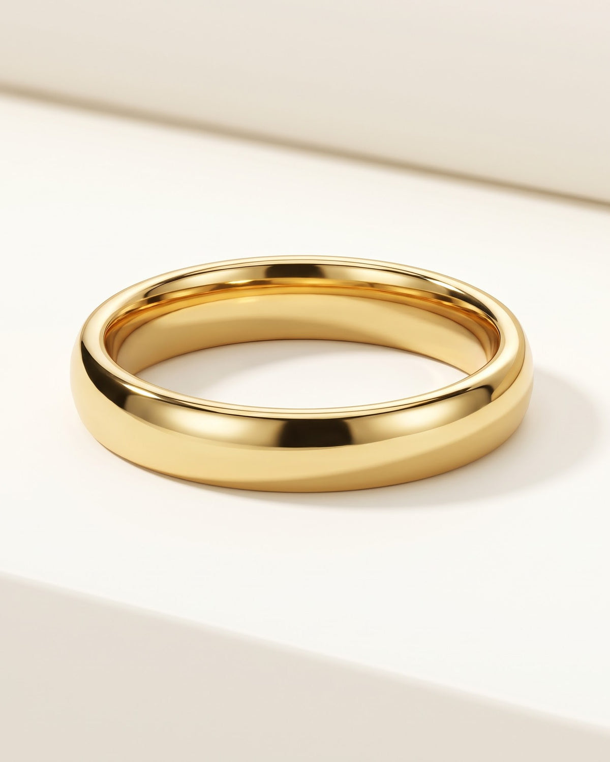 Solhavi Dome Band Ring - Hero Shot