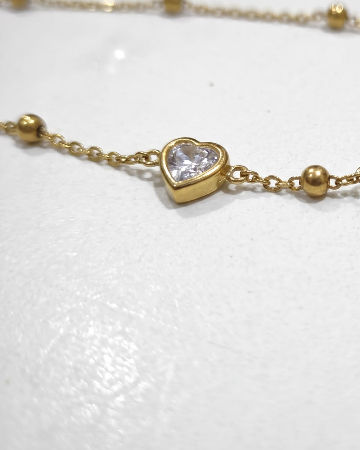 Solvessa Heart Stone Bead Chain Bracelet - cinematic view