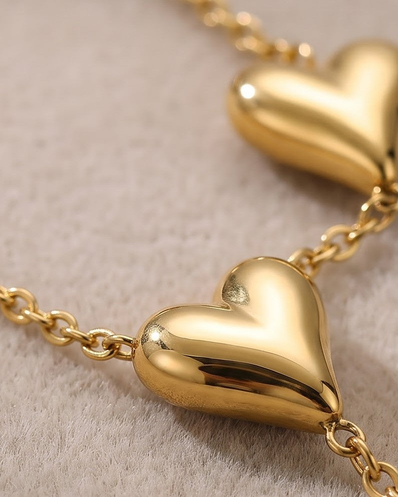 Solcara Puffed Heart Lariat Necklace - cinematic view