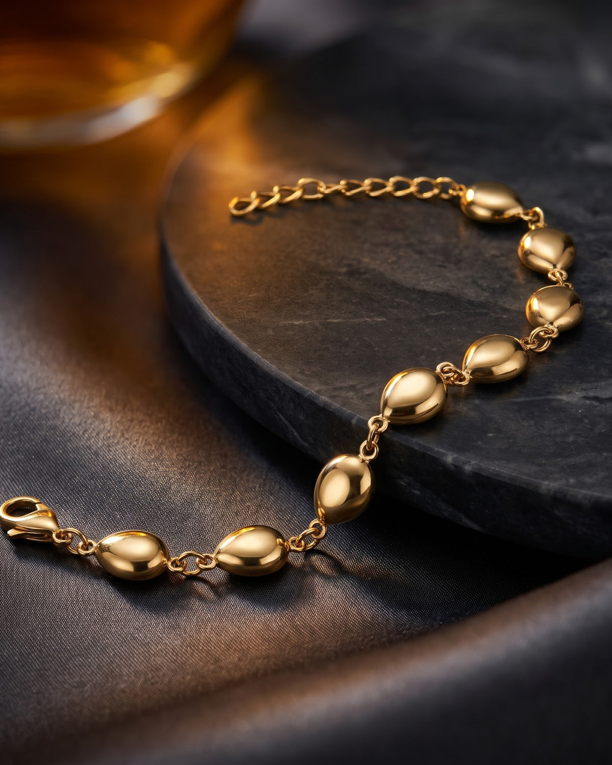 Solodie Pebble Chain Bracelet - close-up view