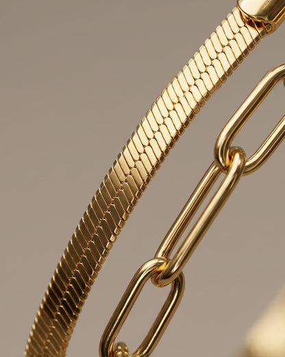 Solvelle Layered Chain Anklet - cinematic view