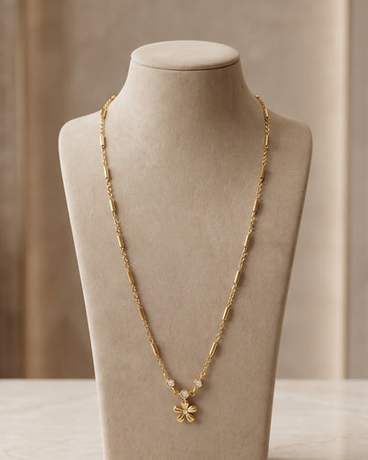 Solreka Trio Stone Chain Necklace – Stand/Display Shot