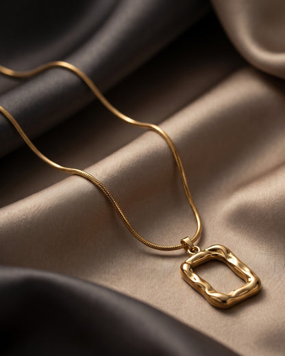 Solvona Frame Pendant Necklace – Hero Shot