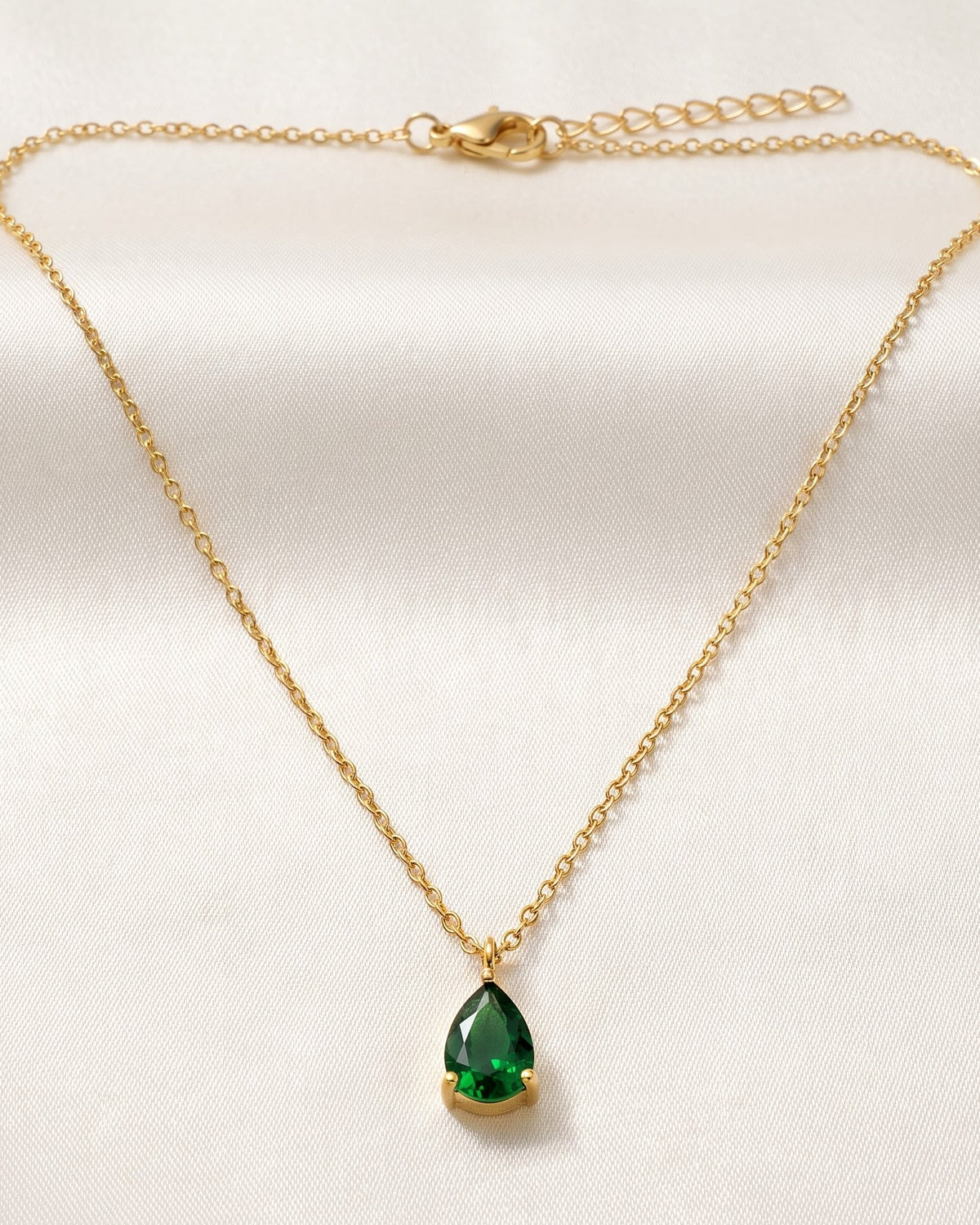 Solesa Verdant Drop Pendant Necklace – Hero Shot