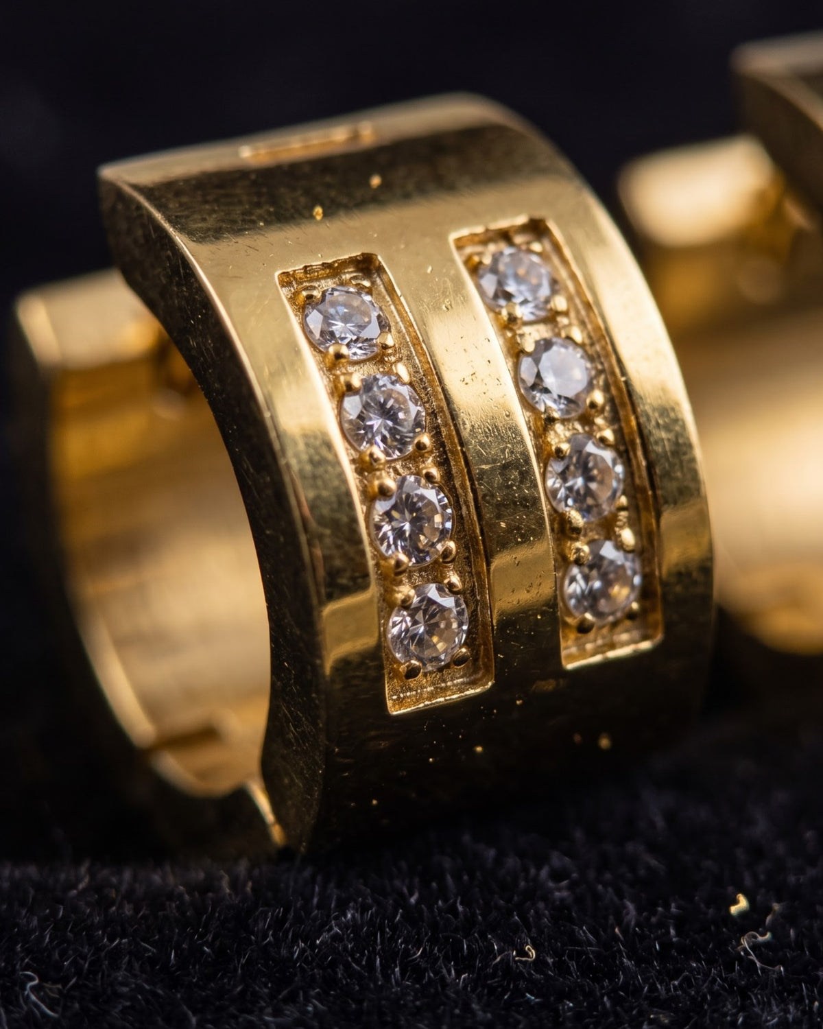 Solkeza Channel Hoop Earrings - Cinematic Shot