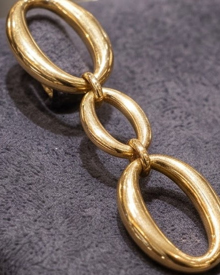Solveca Link Dangle Earrings - Cinematic Shot