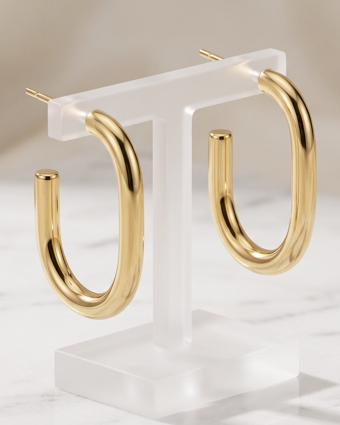 Solkavi Arc Stud Earrings - Display Shot