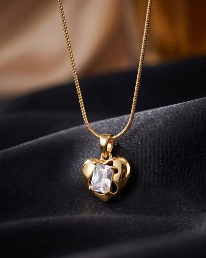 Solira Gem Heart Pendant Necklace close-up detail of heart pendant and stone