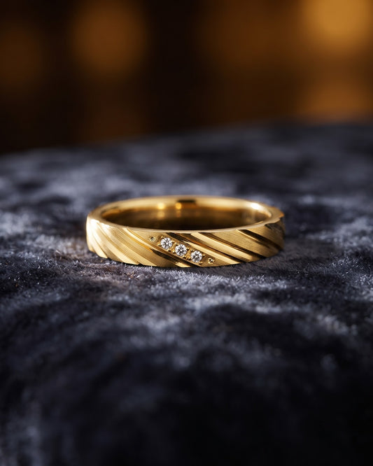 Solveni Dash Stacking Ring - Hero Shot