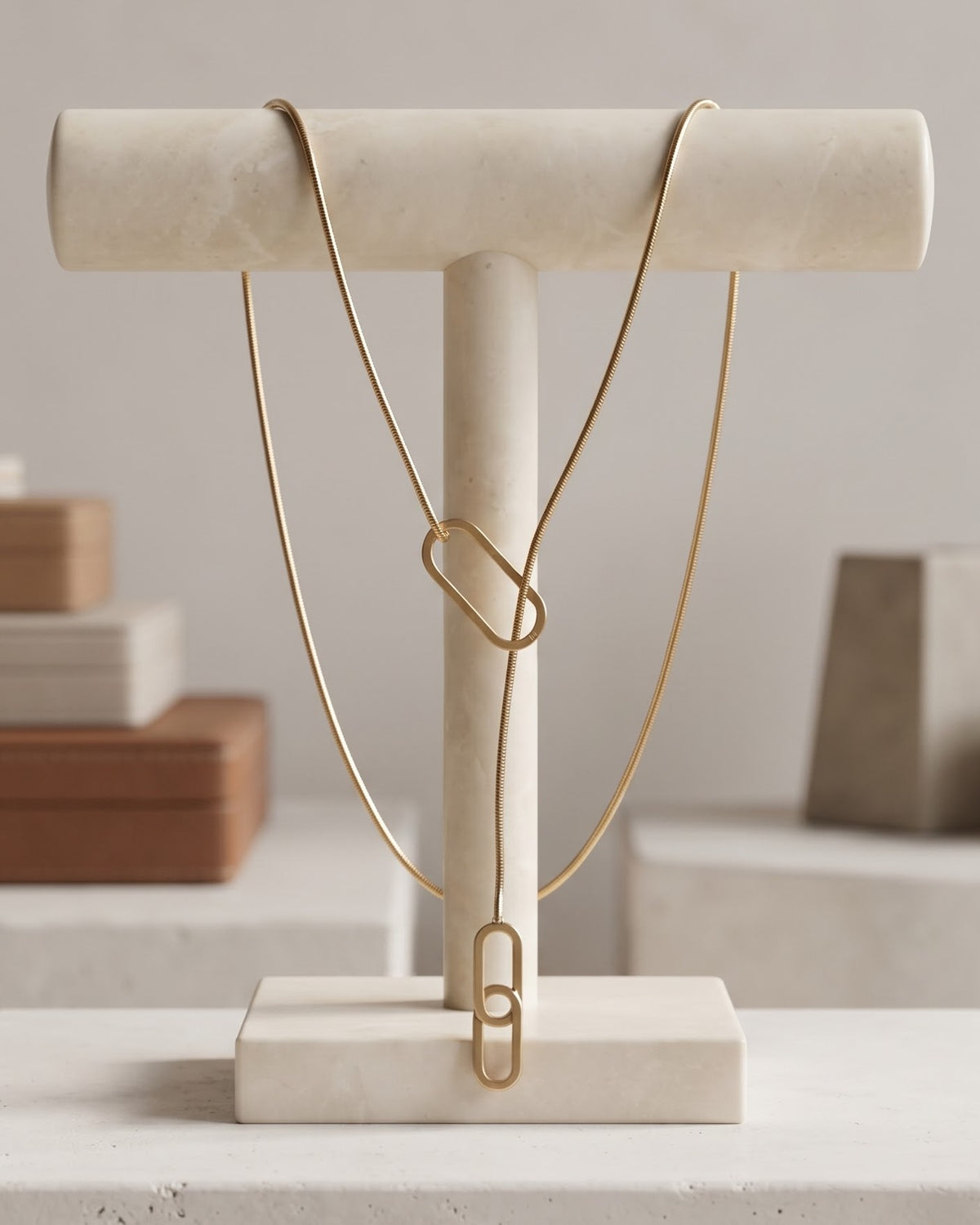 Solkeya Link Chain Necklace - Display shot