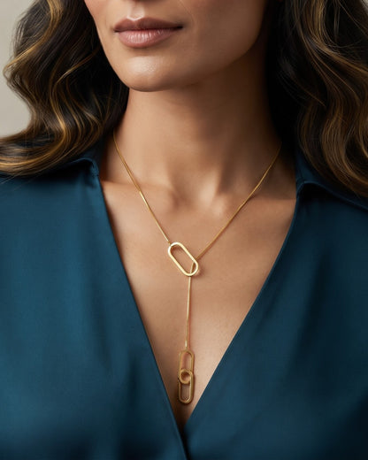 Solkeya Link Chain Necklace - Worn shot
