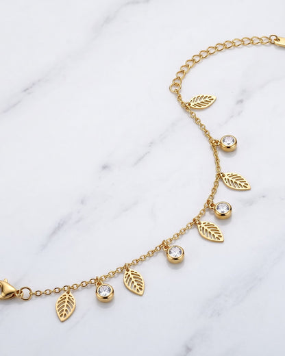 Solveil Leaf Charm Chain Bracelet - Close-up Detail Shot