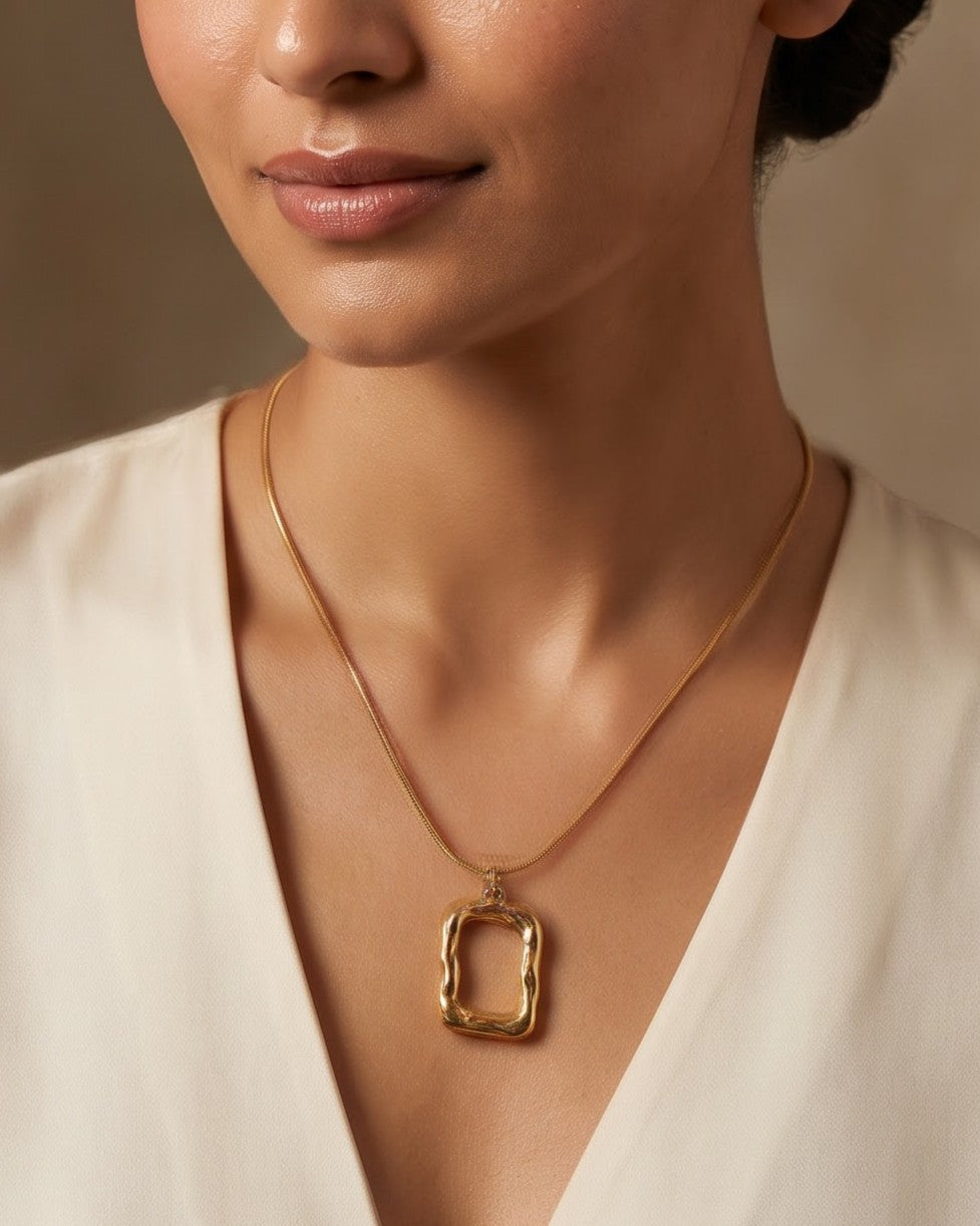 Solvona Frame Pendant Necklace – Model/Worn Shot