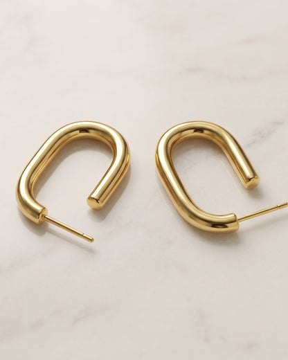 Solkavi Arc Stud Earrings - Hero Shot