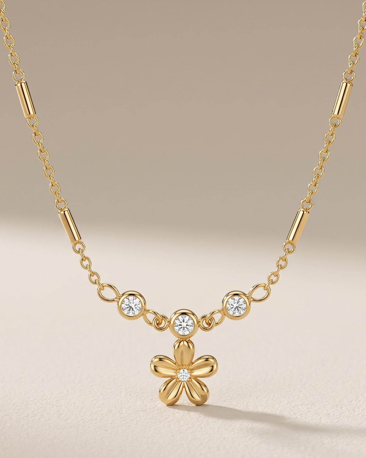 Solreka Trio Stone Chain Necklace – Close-up Shot