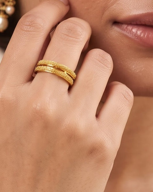 Solvara Ridge Band Ring - Model / Worn Shot