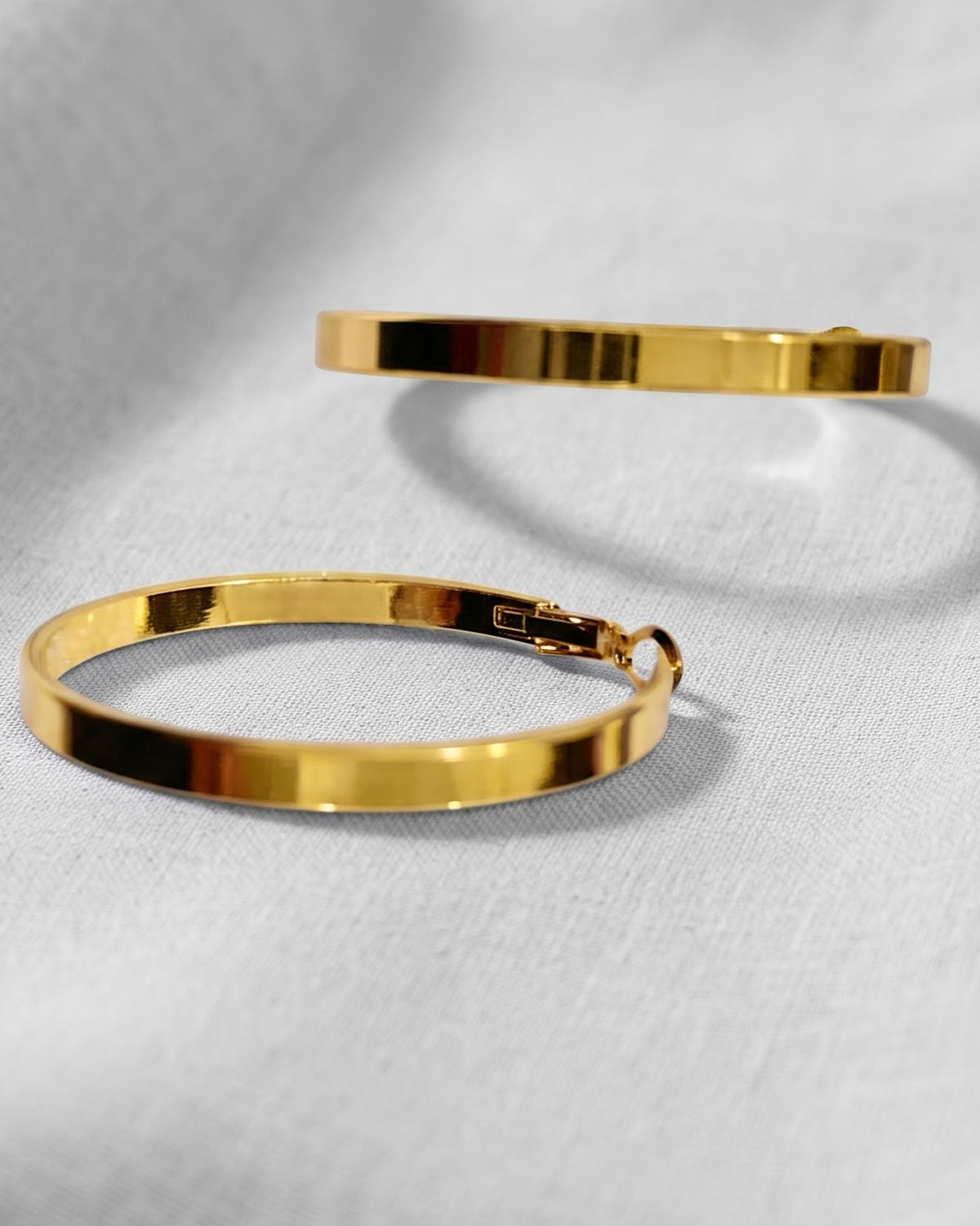 Solpari Flat Hoop Earrings - Hero Shot