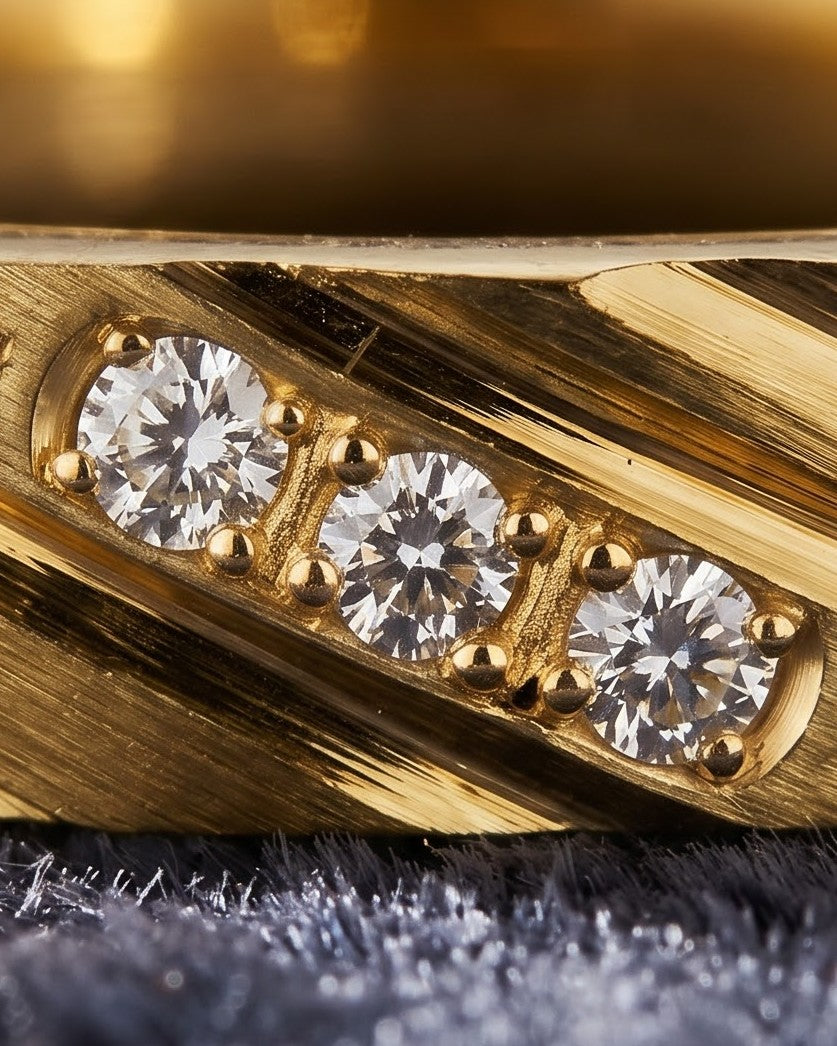 Solveni Dash Stacking Ring - Cinematic Shot